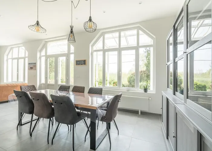Lumière espace et convivialité à 2 pas de Wimereux